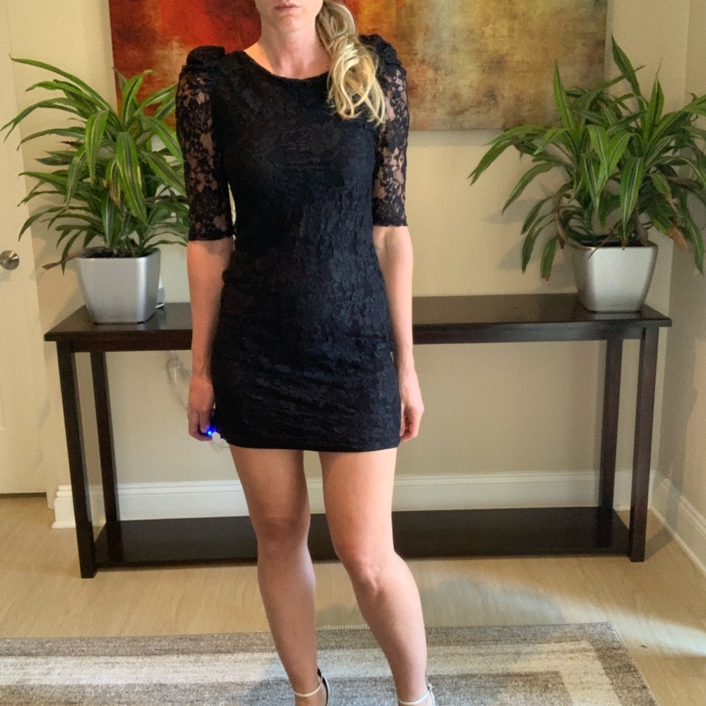 Sandro size 2 black 3/4 sleeve lace party dress